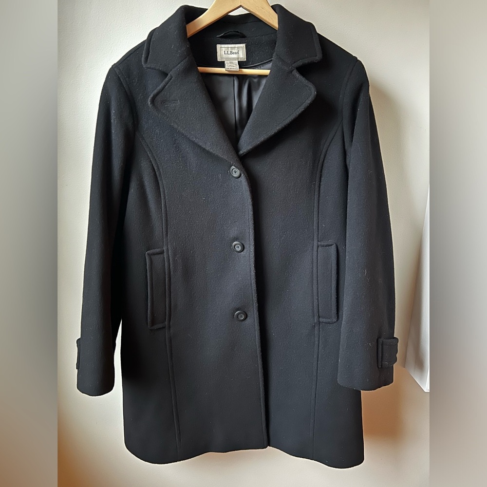 LL BEAN Lambswool Coat Classic Wool Jacket Button Up Black Staple Dressy 12‎